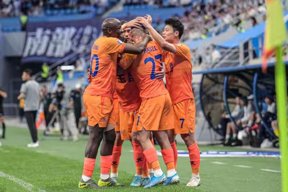 次罗马尼亚, 冲超 次罗马尼亚, 冲超