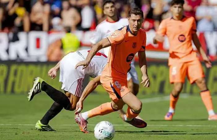 依赖莱万在, 毕竟, 件容易的事