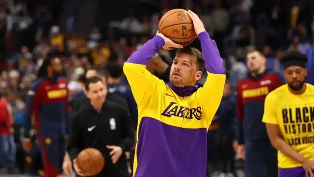 东契奇在上 东契奇在上